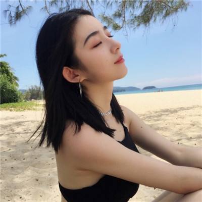 刘德华12岁女儿近照曝光，花5亿富养大的女儿，没想到长成了这样……